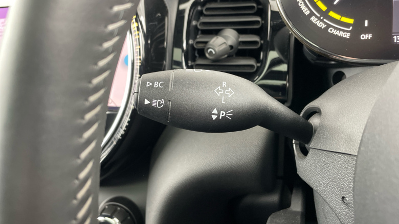 MINI Hatchback 135kW Cooper S Level 3 33kWh 3dr Auto Electric Hatchback